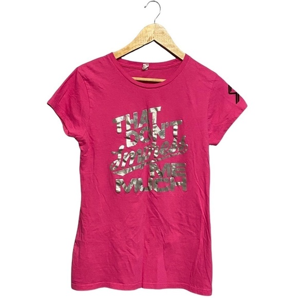 SHANIA TWAIN | That Don’t Impress Me Much Hot Pink T Shirt Concert​​ - Picture 1 of 5
